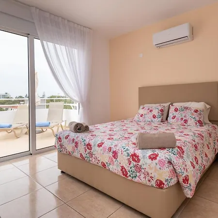 Narcissos Nissi C16 Apartment
